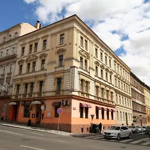Anette 3*, Prag Tschechische Republik